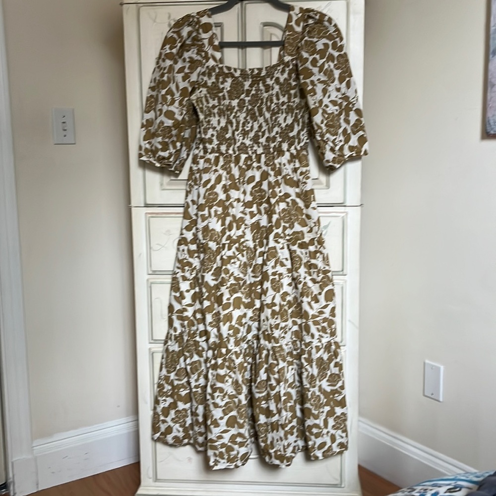 Puff sleeve smocked dress